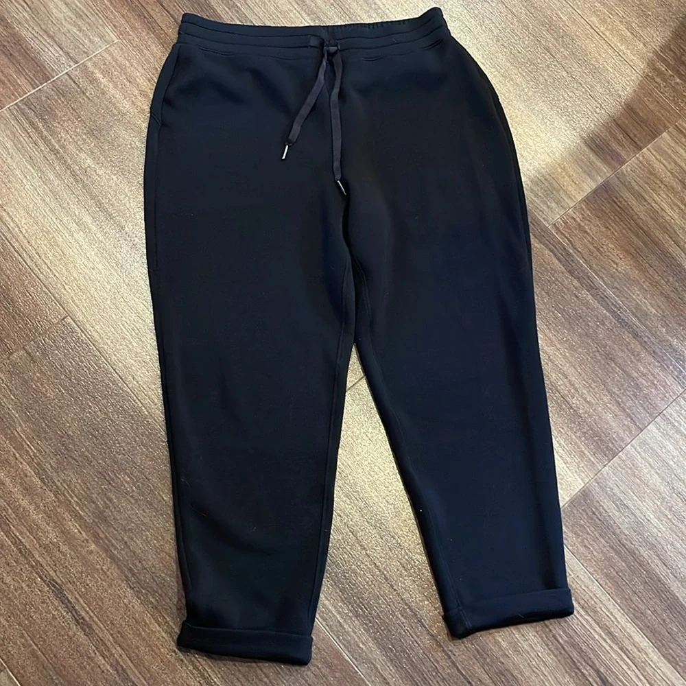 NWOT SPANX AirEssentials Tapered Pants - Picture 3 of 6